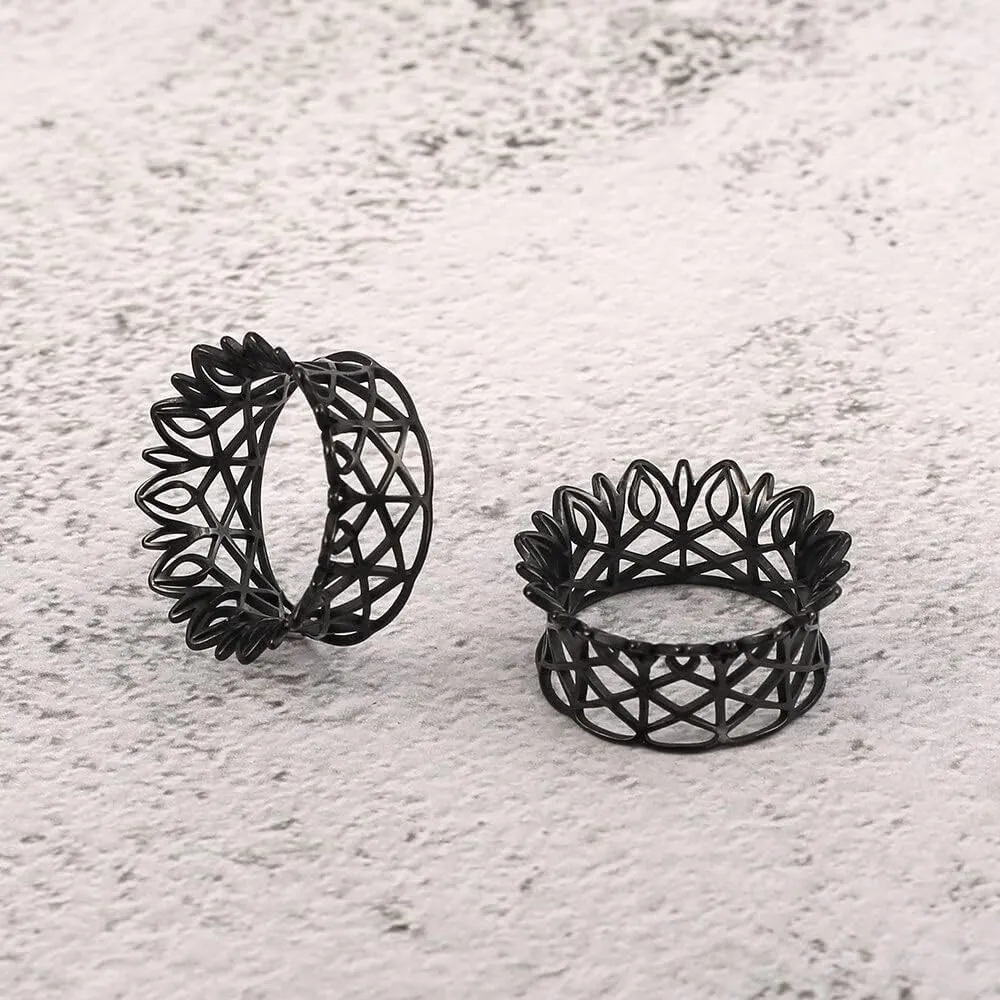 2PCS Hollow Crown Ear Gauges Hypoallergenic 316 Stainless Steel Breathing Ear Plugs Tunnels for Stretched Ears 8mm-25mm (0G-1") Body Piercing Jewelry for Women Men