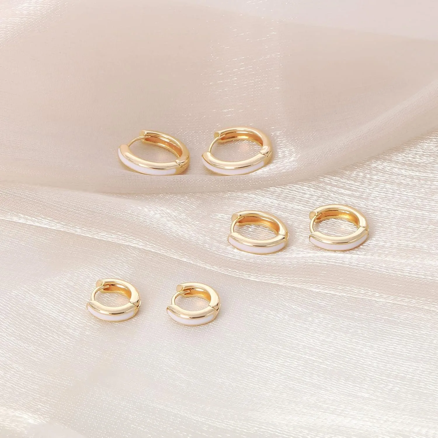 8YEARS 18K Gold Plated Enamel Huggie Earrings for Women, Dainty Small Hoop Earrings, Black White Purple Blue Enamel Hoop Earring, Gold Hoop Earrings Gifts for Her