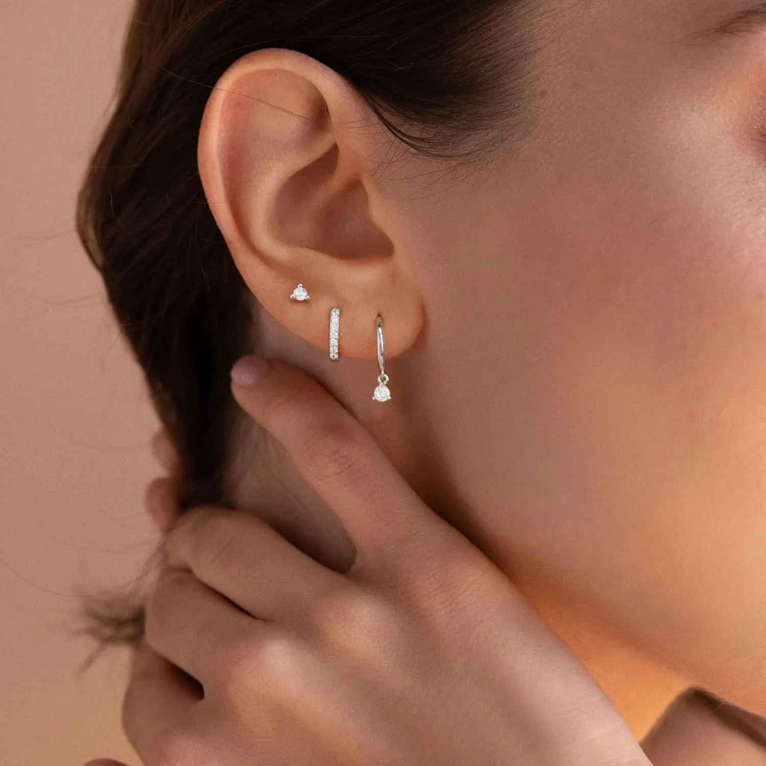 CAROVO Gold Hoop Earrings Set for Women, Dainty 14K Gold/Silver Plated CZ Cartilage Earring Hypoallergenic Stud Earrings for Women Huggie Small Hoop Earring Set Dangle Earrings Jewelry Gifts for Women Men