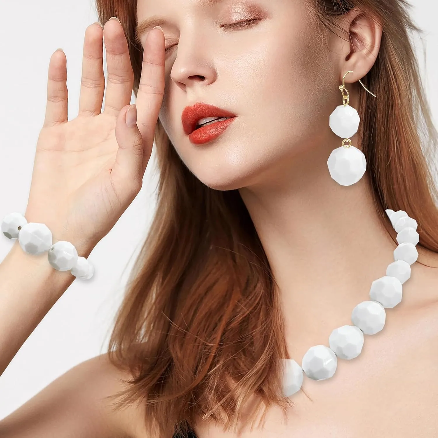 Coiris Chunky Acrylic Beads Strand Necklaces Set Statement Geometric Beads Necklace Bracelet Earrings Acrylic African Beaded Necklace for Accessory Jewelry