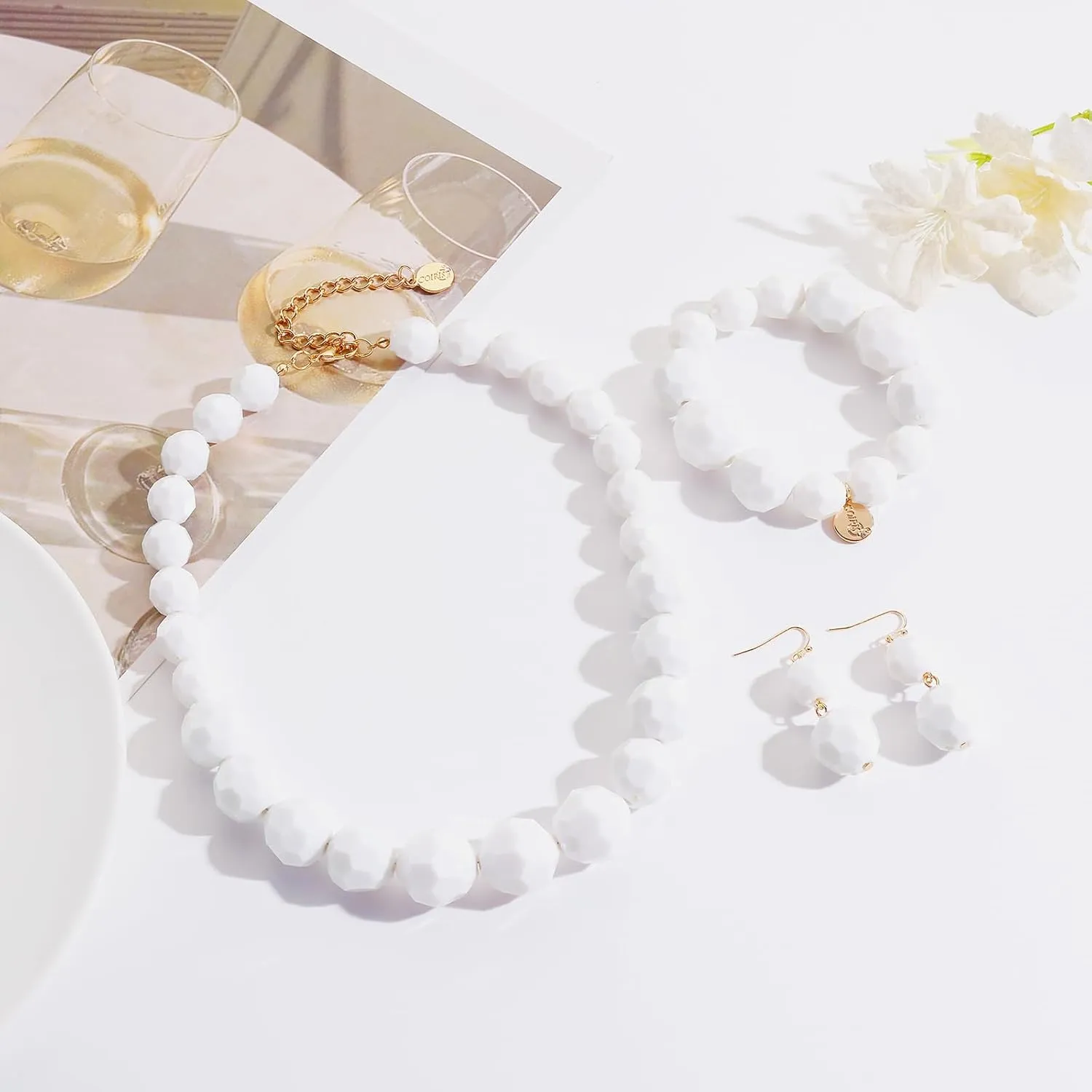 Coiris Chunky Acrylic Beads Strand Necklaces Set Statement Geometric Beads Necklace Bracelet Earrings Acrylic African Beaded Necklace for Accessory Jewelry