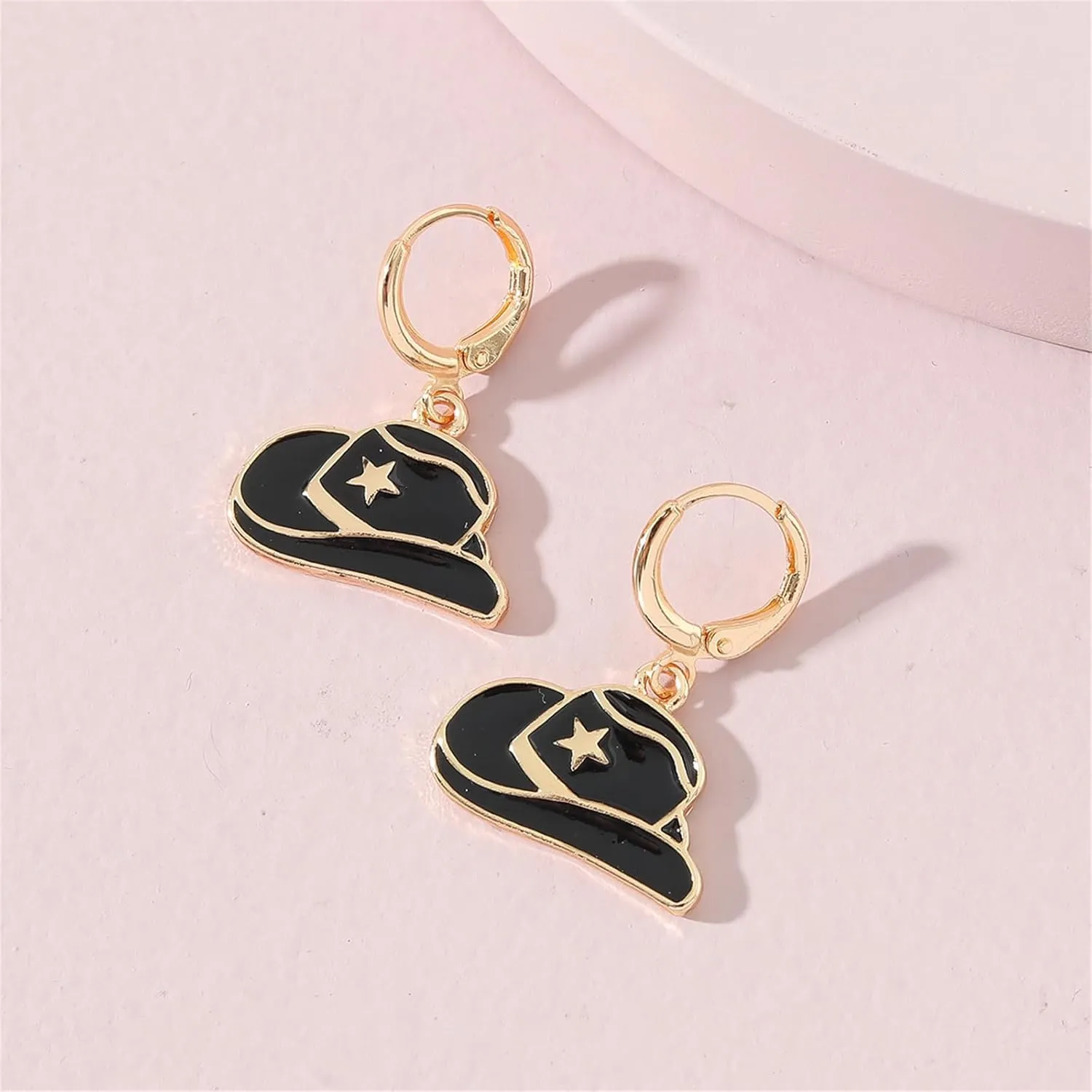 Dreuyet Cowgirl Boot Earrings and Necklace Set for Women Dainty Fashion Western Cowboy Boots Chain Necklace 14K Gold Plated Cowboy Hat Pendant Necklace Western Style Jewelry Gift