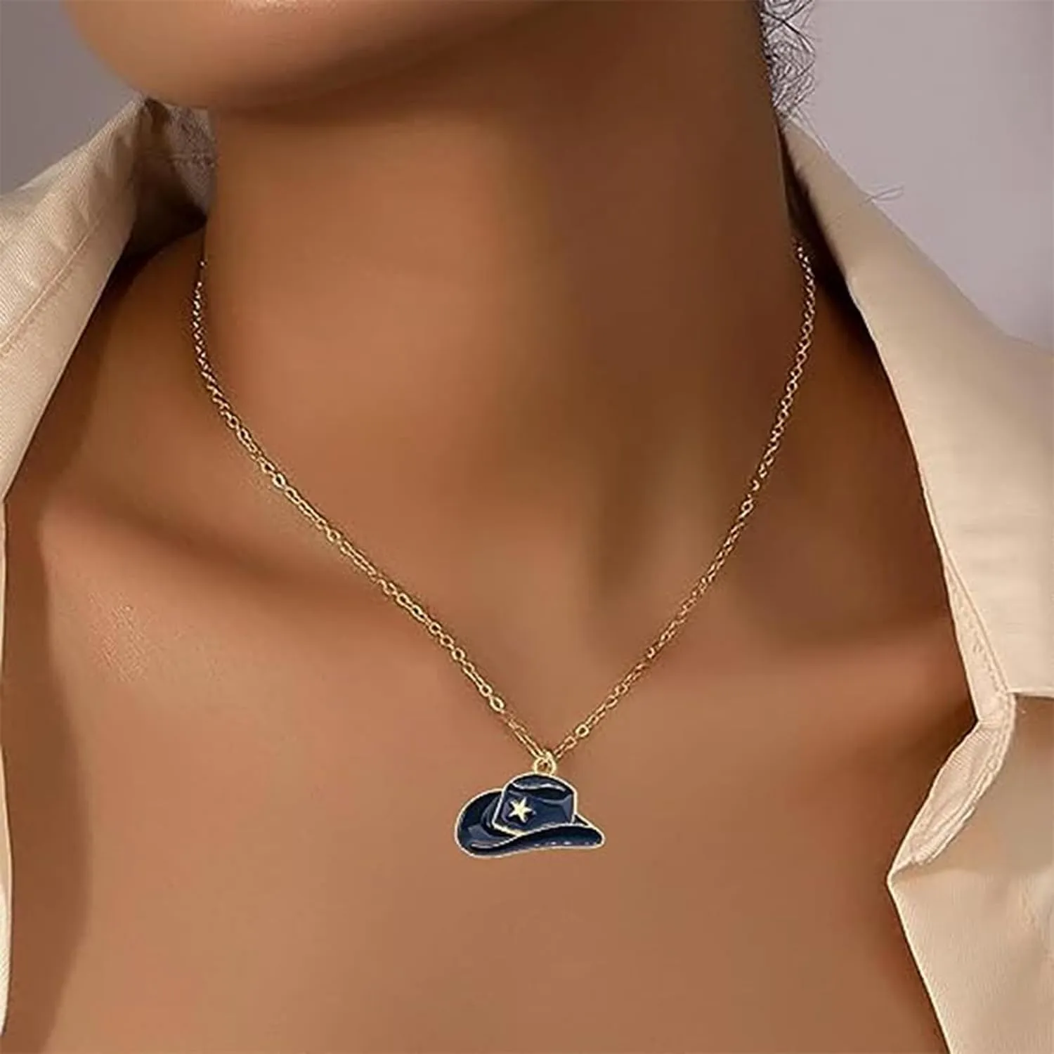 Dreuyet Cowgirl Boot Earrings and Necklace Set for Women Dainty Fashion Western Cowboy Boots Chain Necklace 14K Gold Plated Cowboy Hat Pendant Necklace Western Style Jewelry Gift