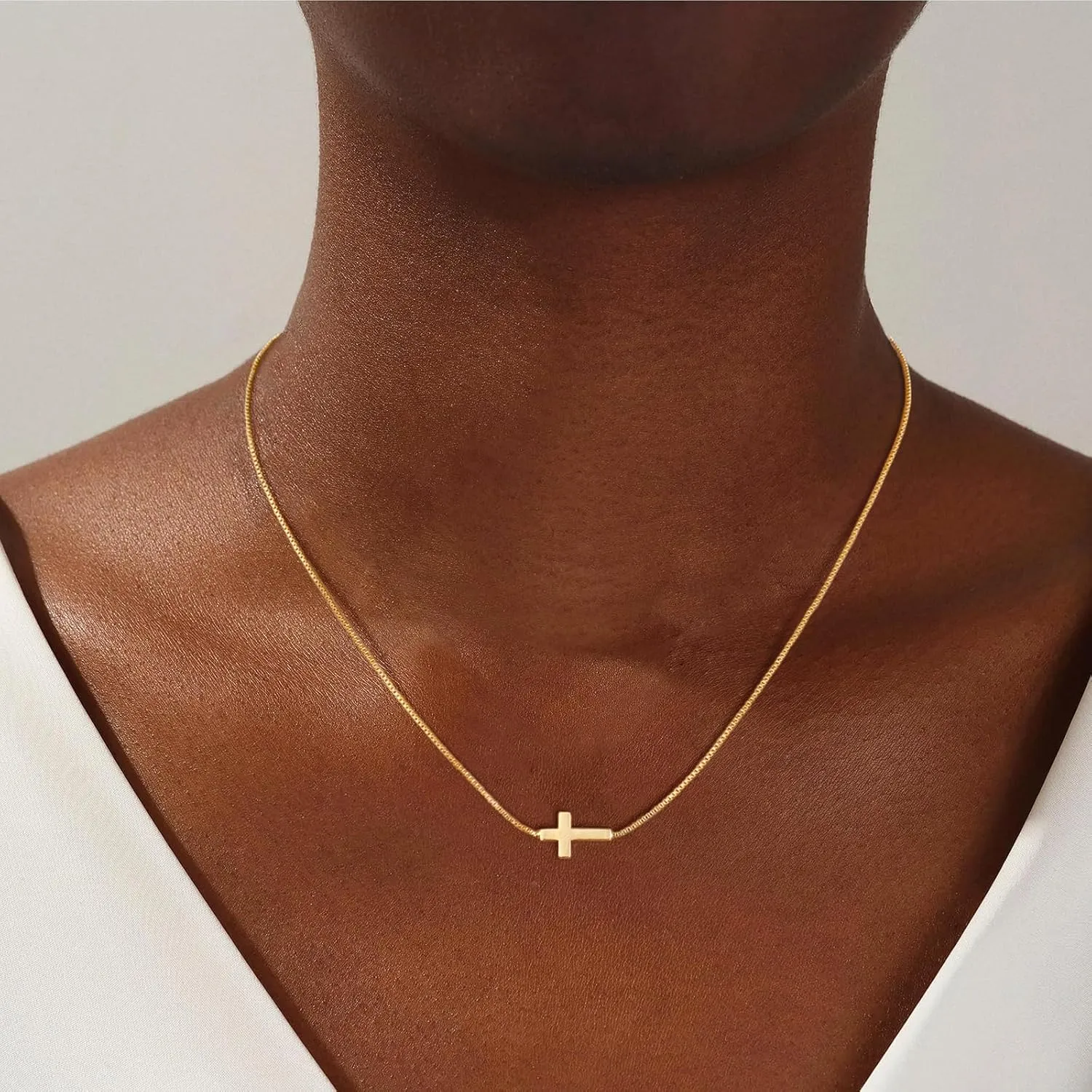 Gold Cross Necklace for Women Dainty 14K Gold Plated Cross Pendant Charm Choker Necklaces Extenders Simple Trendy Religious Jewelry Necklace Womens Simple Cute Gold Gifts