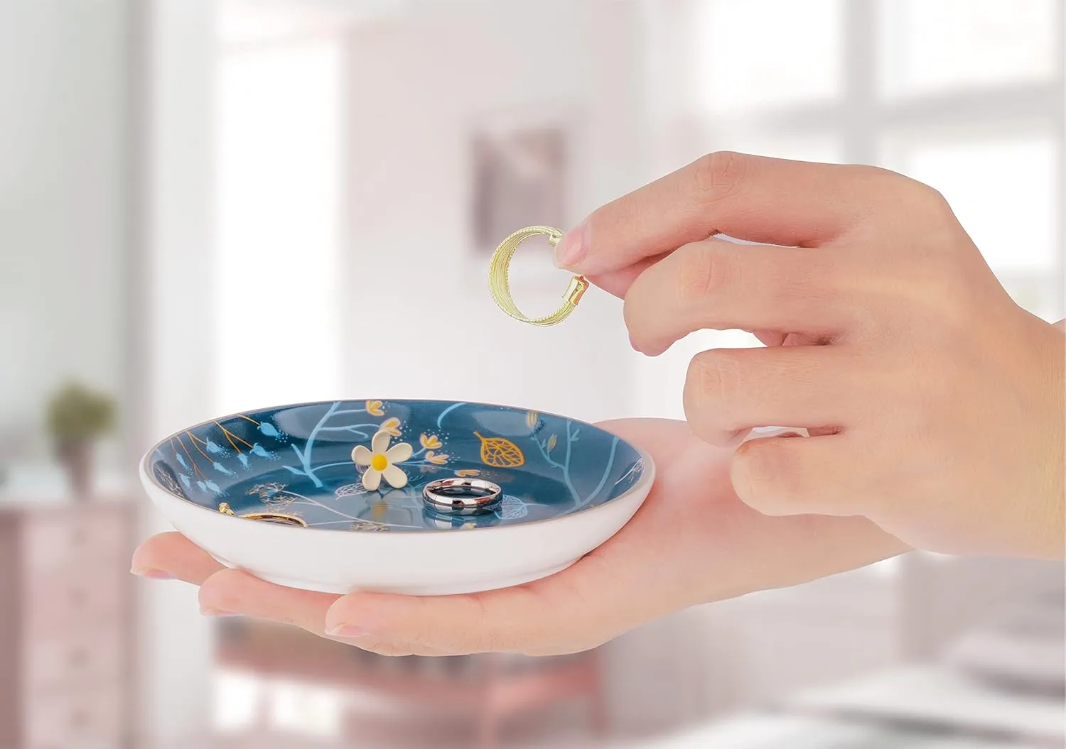 Jewelry Ring Dish Tray Boho Ceramic Decorative Trinket Dish Organizer for Rings Earrings Necklaces Bracelet Watch Keys Plate Small Round Ring Holder Gift for Women Engagement