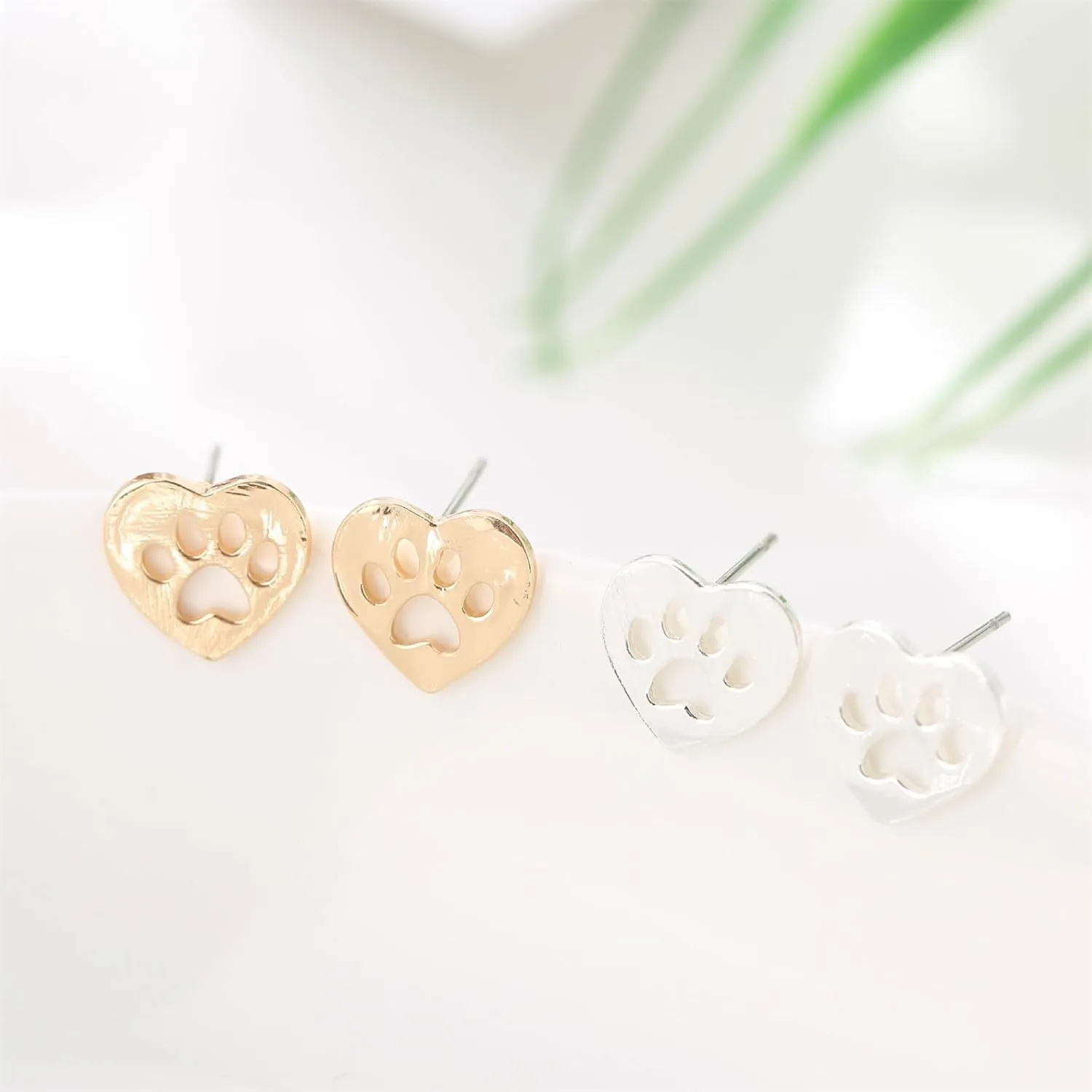 Minimalist Paw Small Stud Earrings Stainless Steel Cute Heart Shaped Puppy Dog Cat Animal Paw Print Footprint Tiny Sleeper Earrings for Women Pet Lovers Birthday Party Holiday Jewelry Gifts