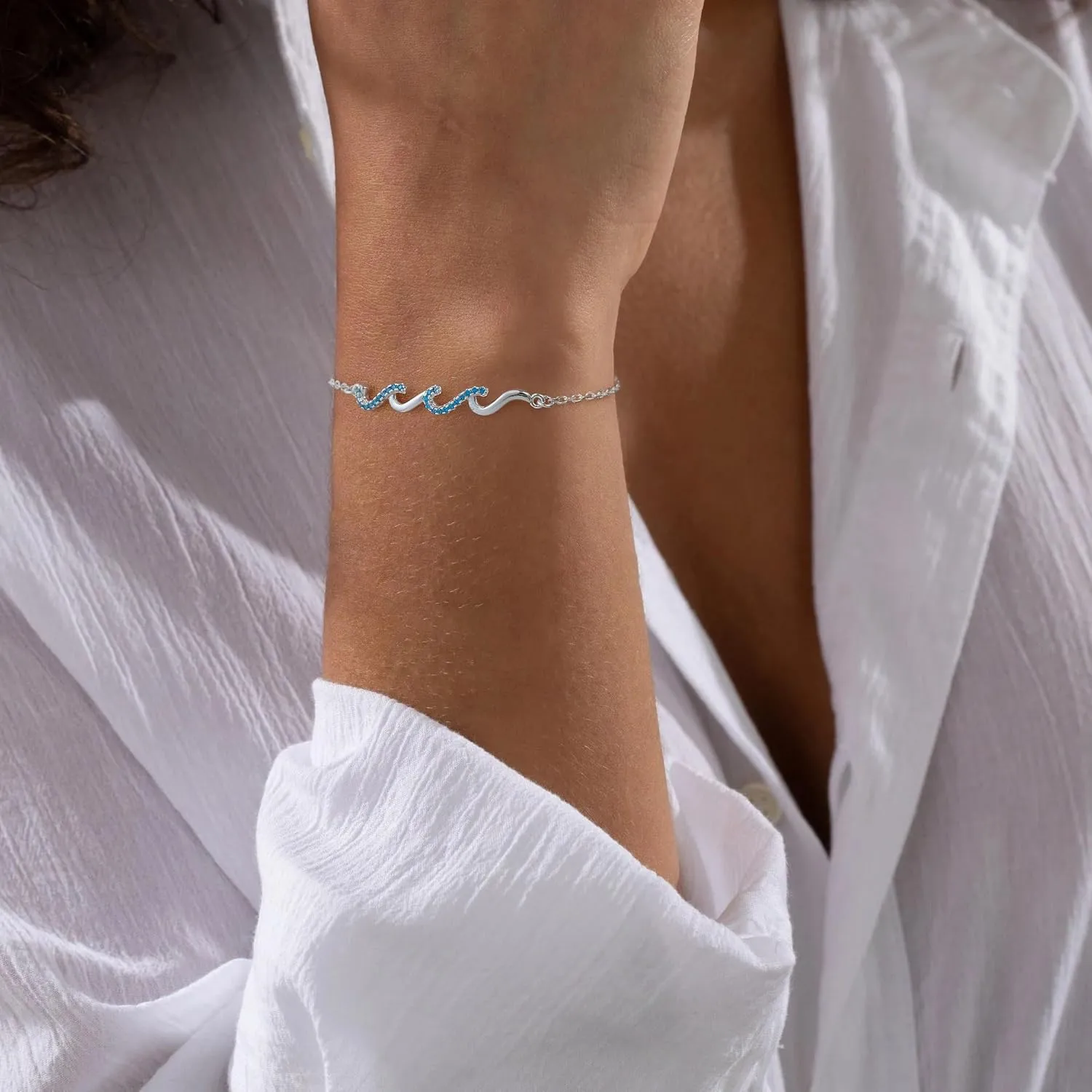 Wave Bracelet - Birthday Gifts for Women, Gifts for Women Bestie Sister Mom Daughter Wife Girlfriend Grandma Aunt, 14K Gold/White Gold Plated Wave Bracelet Beach Jewelry Meaningful Friendship Gift